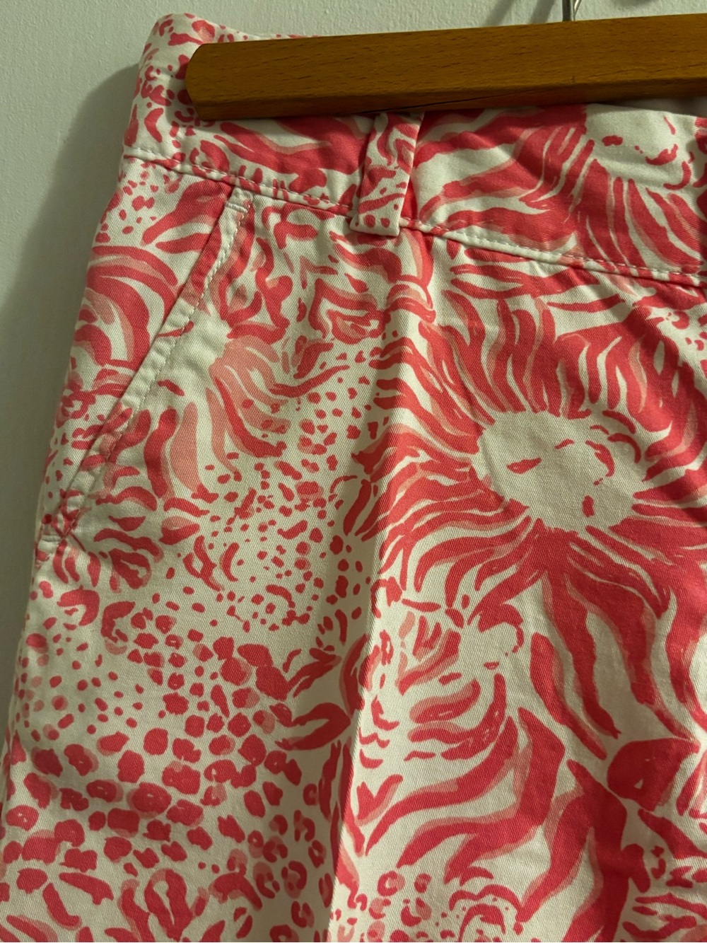 Lilly Pulitzer The Chipper Short ZEBRA pattern Womans Size 00 - Picture 5 of 7